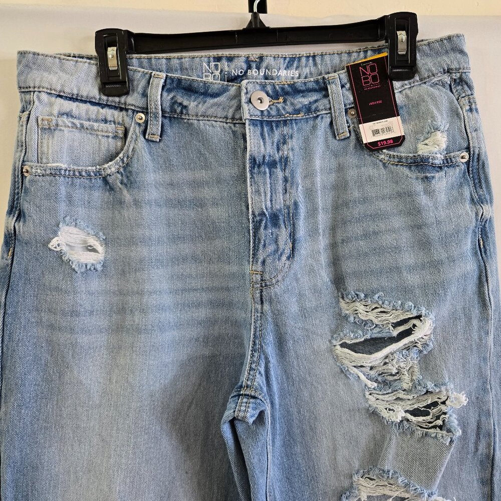 No Boundaries Jeans - Picture 8 of 11